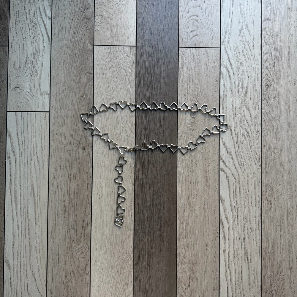 BRANDY MELVILLE heart link chain belt one size